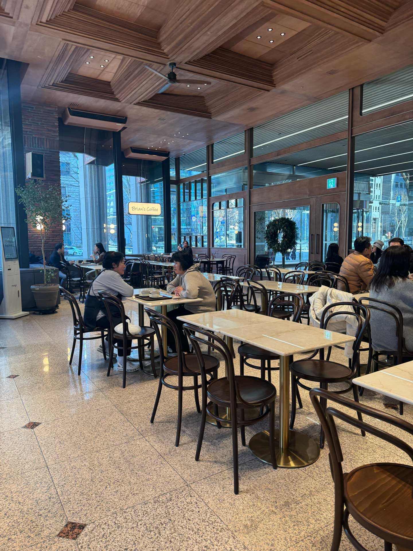 Brian's Coffee 인테리어