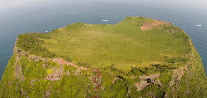 성산일출봉정상모습