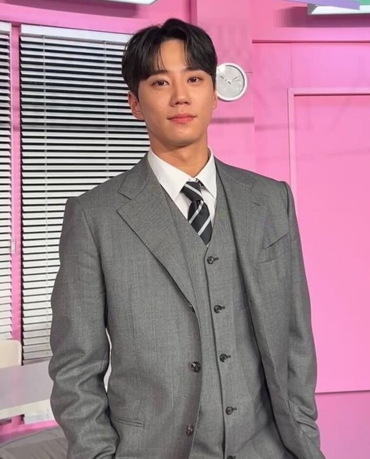 가수-겸-배우-이준영