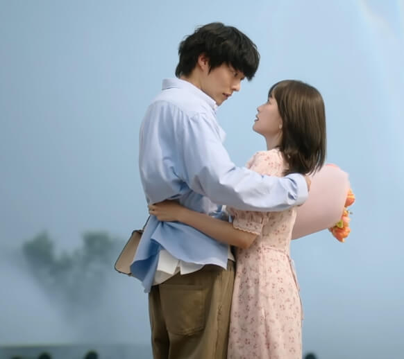 다해를 품에 안은 귀주