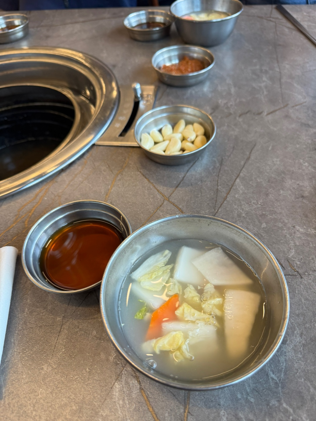 가게 기본찬 이미지