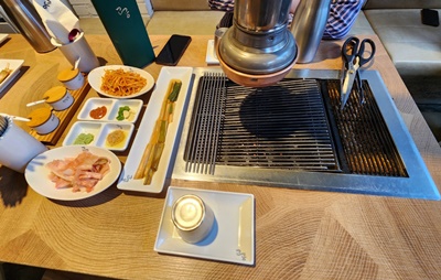 고공성수상차림
