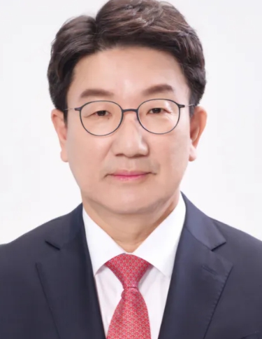 권성동 프로필