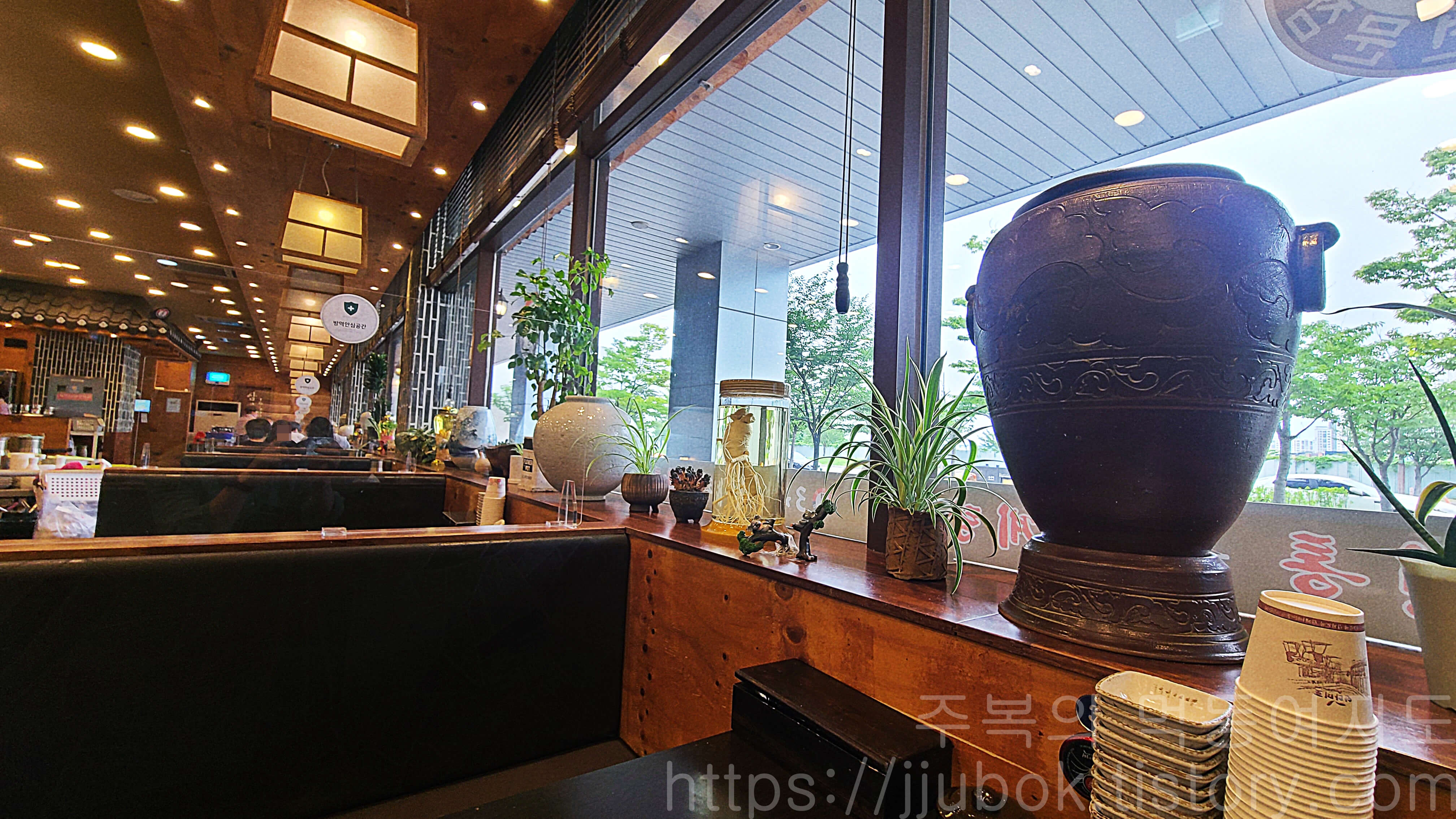 경복궁삼계탕-송도점-내부-5