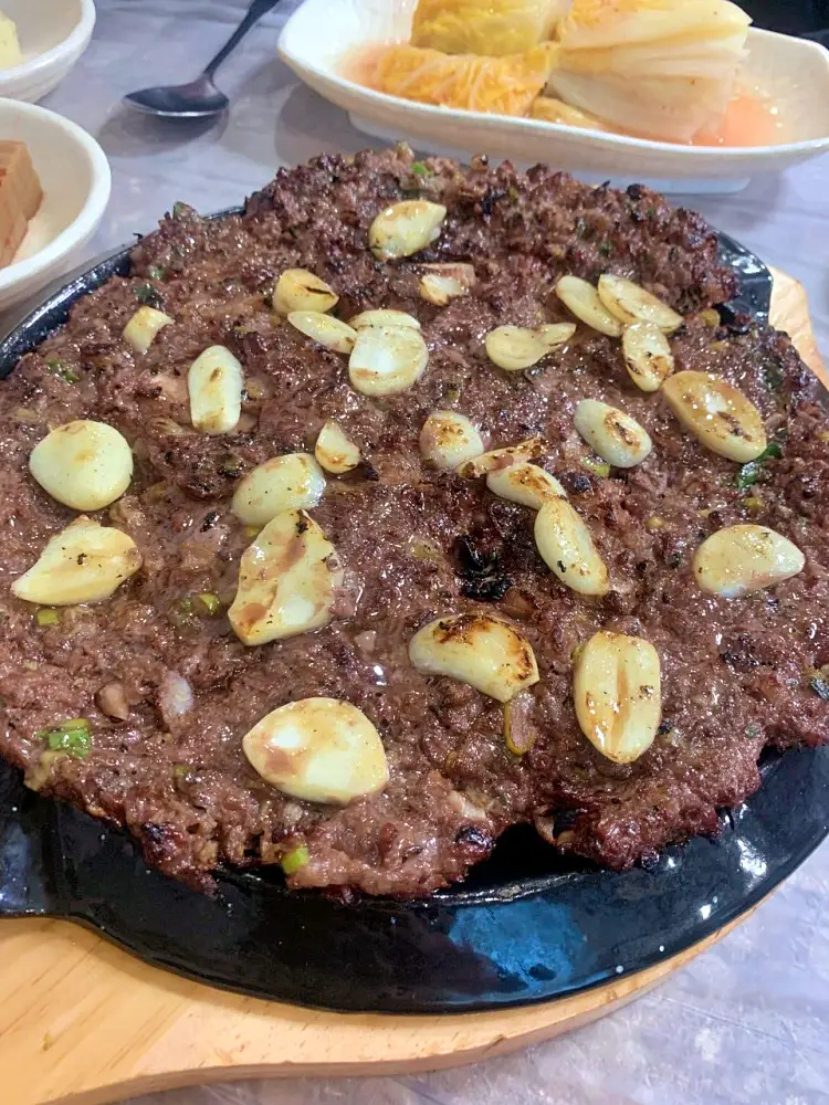 토요일은 밥이좋아 역대급 국물맛 곰탕, 한우 떡갈비, 가마솥밥 맛있는 식당 군산 맛집 추천 토밥즈 방송정보