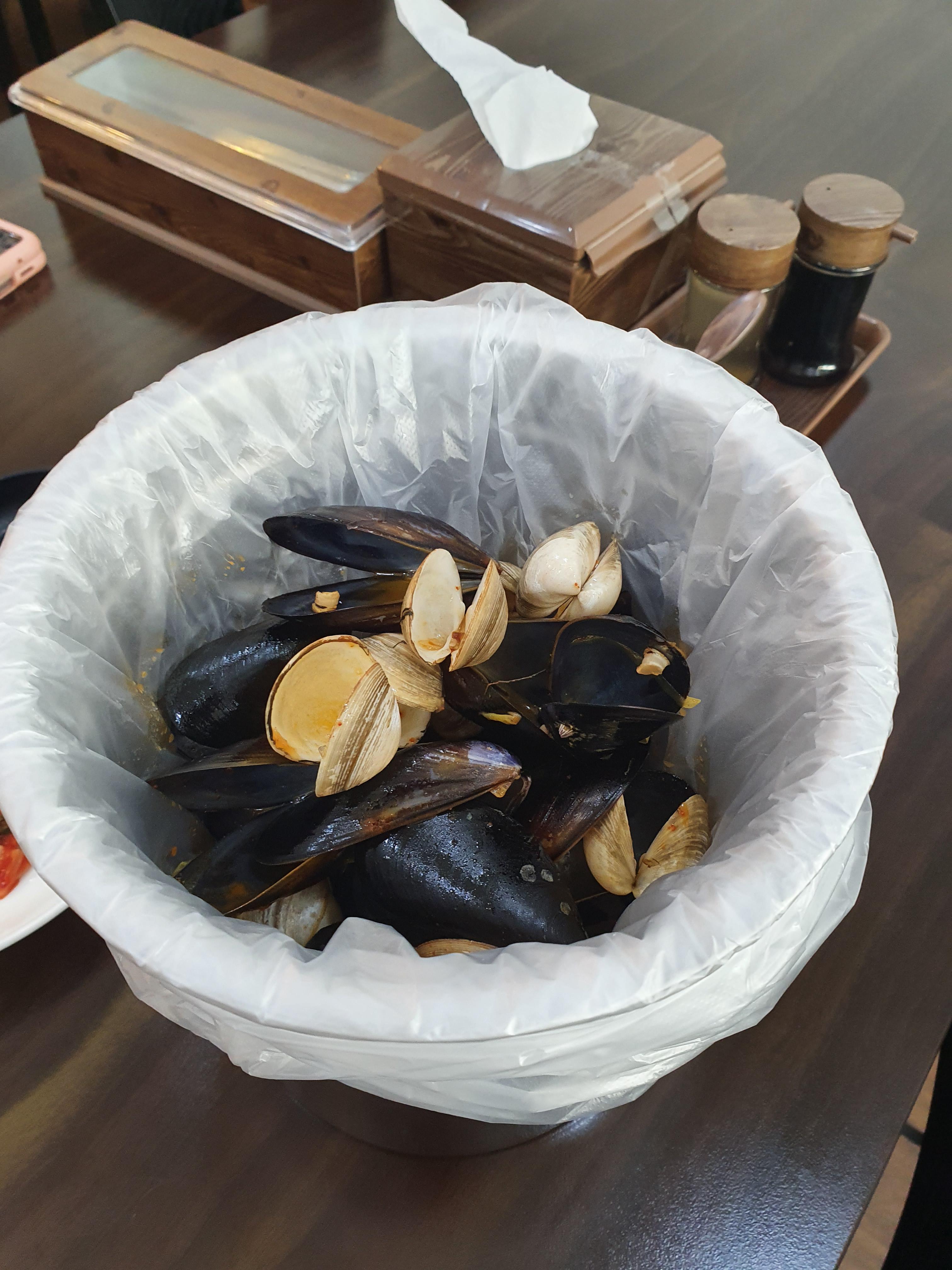 대전 가수원동 백선짬뽕에서 빨간짬뽕 한그릇에서 나온 조개양