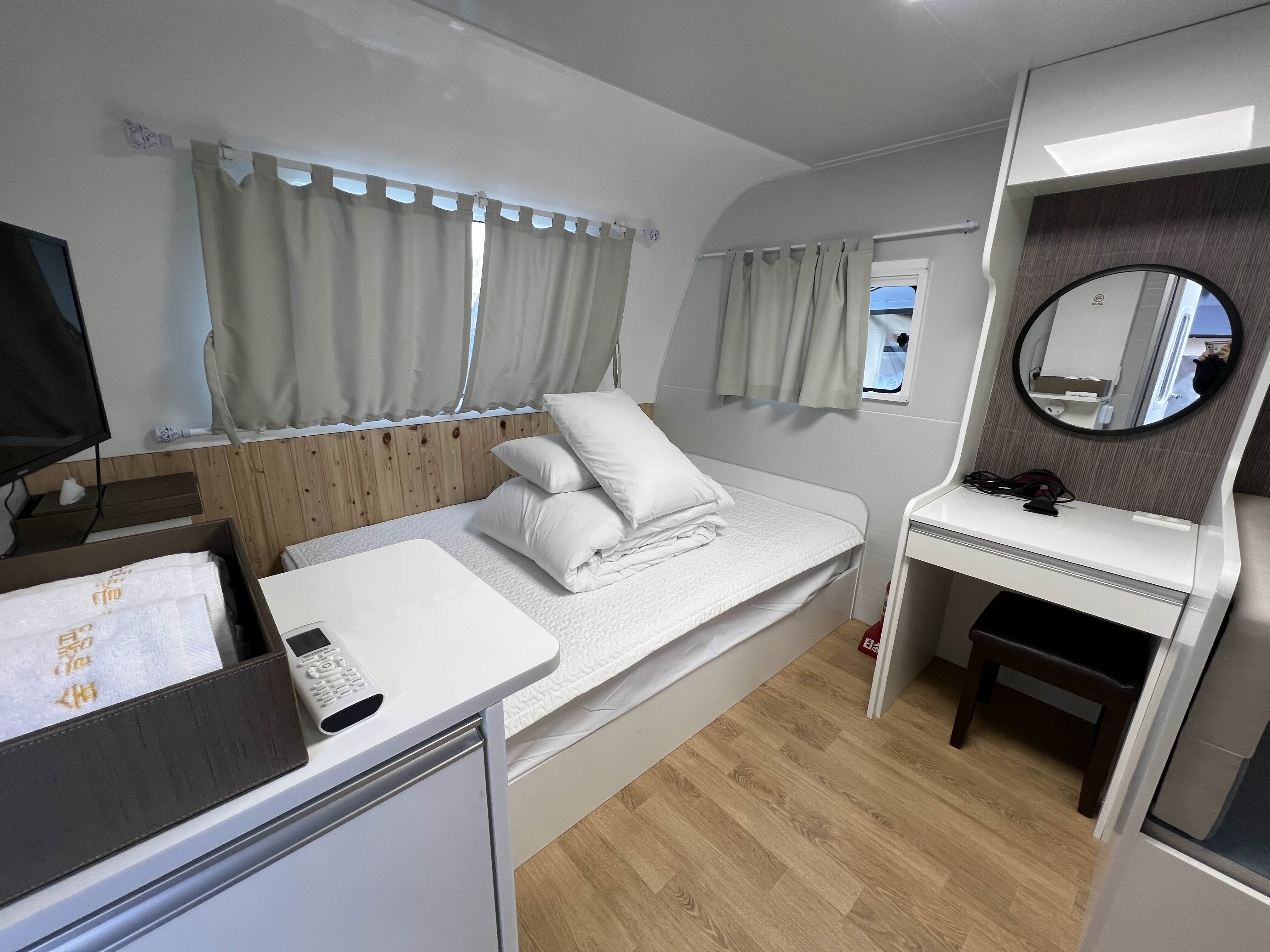 스토리숲 카라반 실내 별다섯