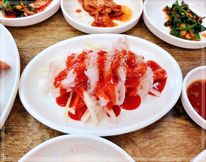 고두심이 좋아서 울산 가자미찌개, 도루묵찌개, 복국, 돼지두루치기 맛집