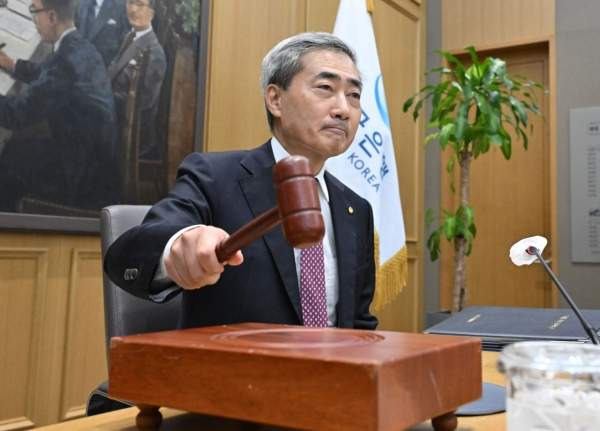 한국은행 기준금리 0.25%p 인상 배경과 한미 금리차 축소 영향 분석 (예적금 대출 가계 대응 가이드)