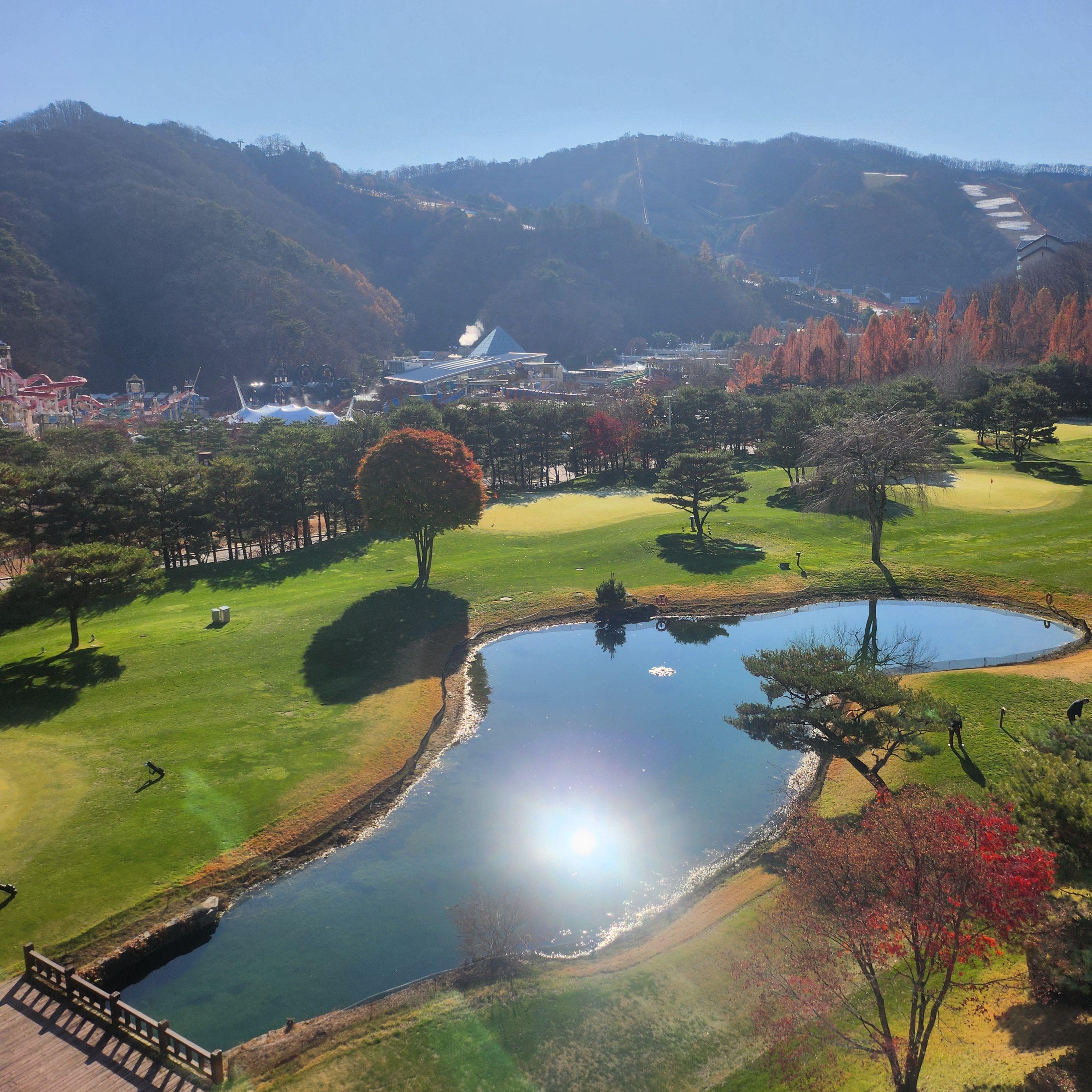 홍천-더엠브로시아-카페-외부테라스