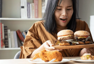 먹고 바로 자면 살찐다