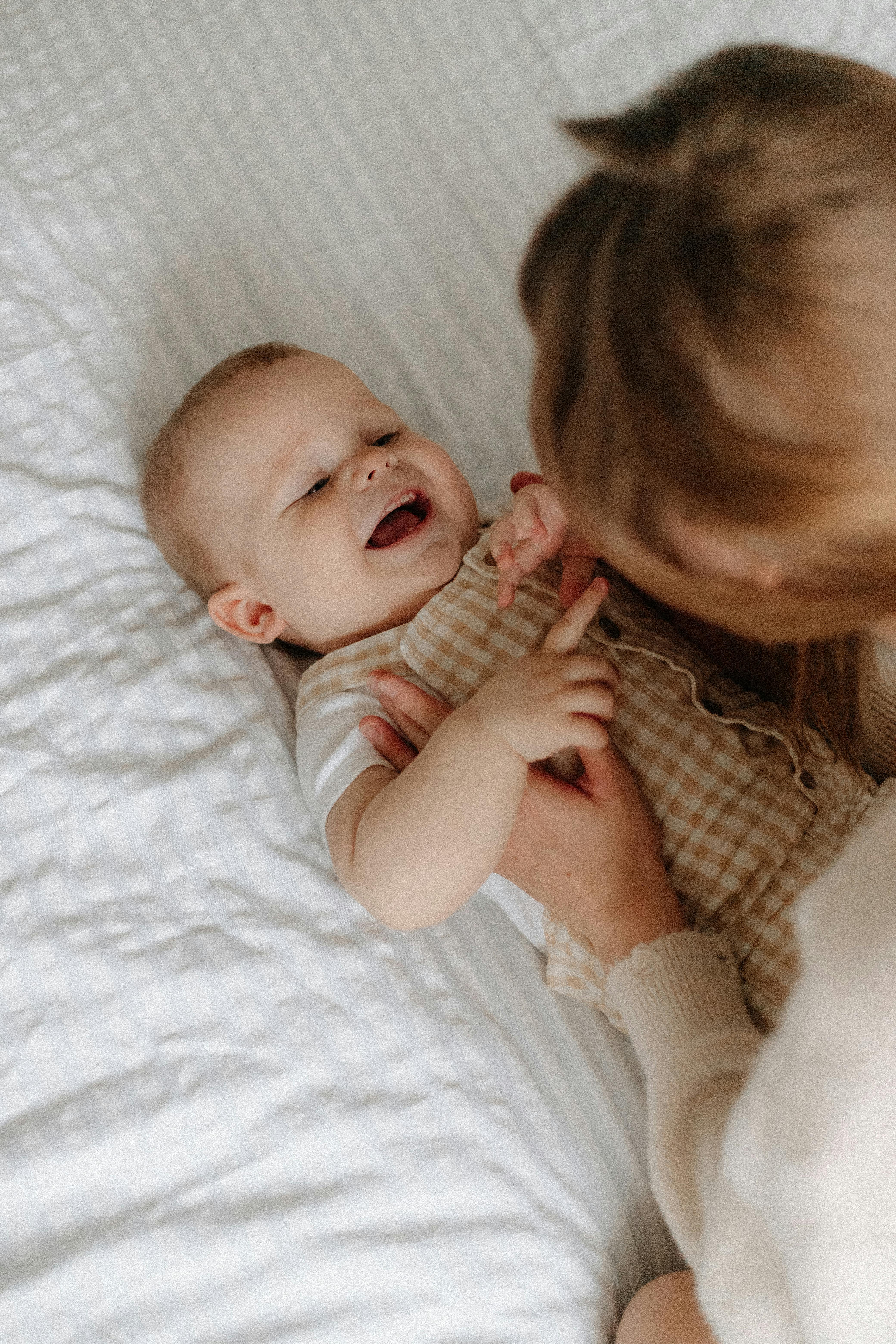 6~12개월 아기 잠투정 원인과 해결 방법