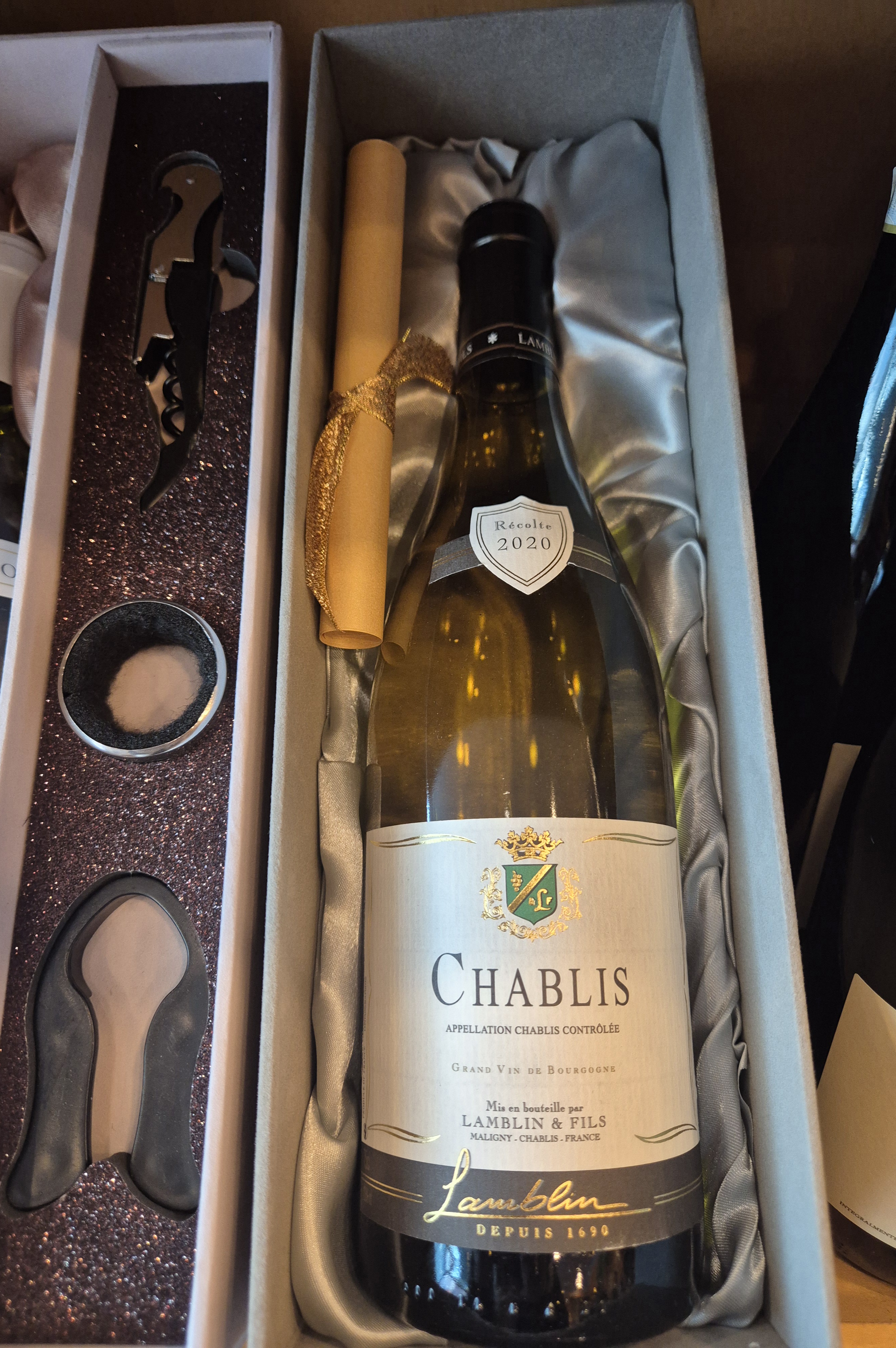 와인 샤블리 이미지