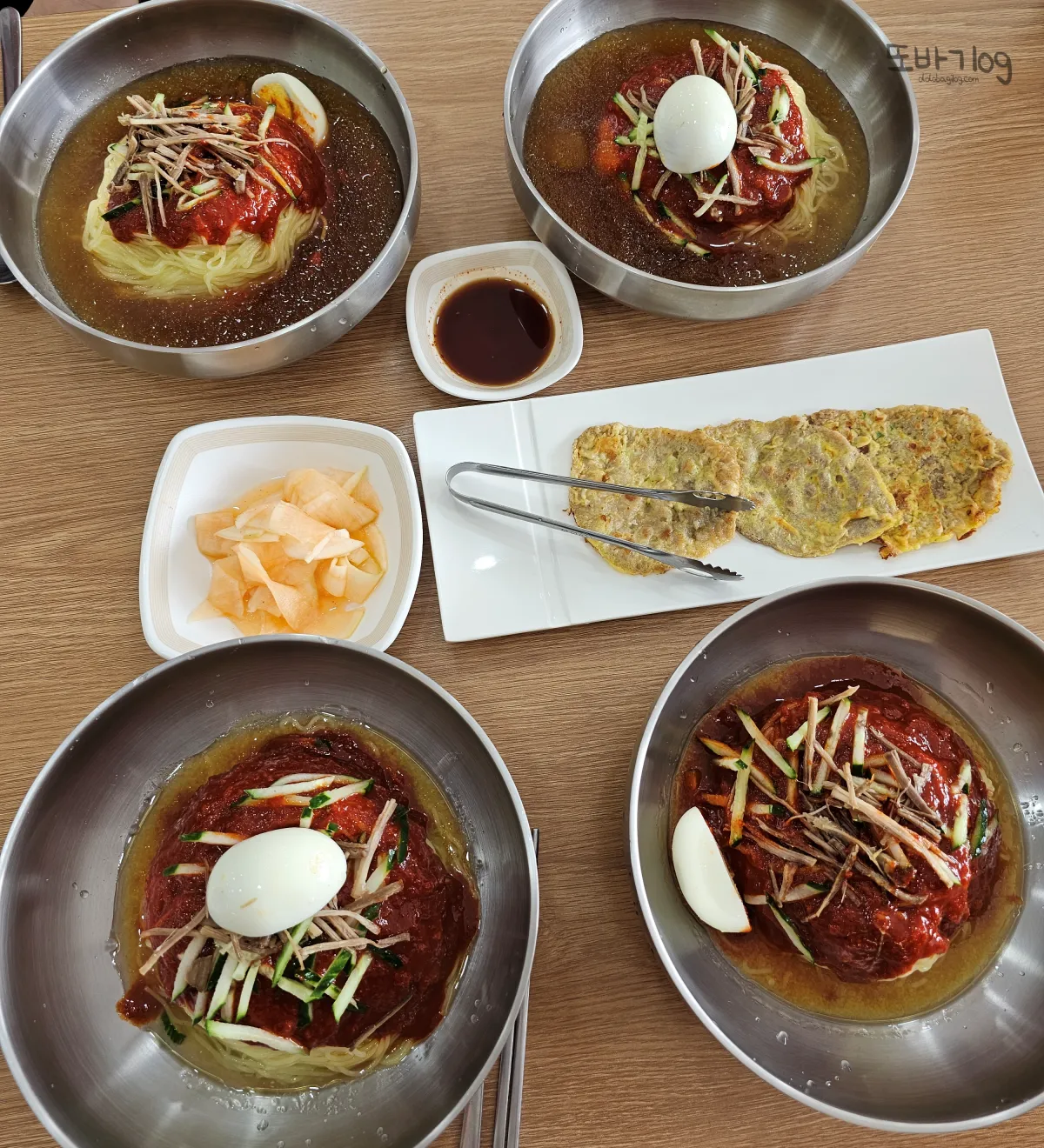 왜관-소문난동래밀면-비빔밀면-육전-물비빔밀면-물밀면