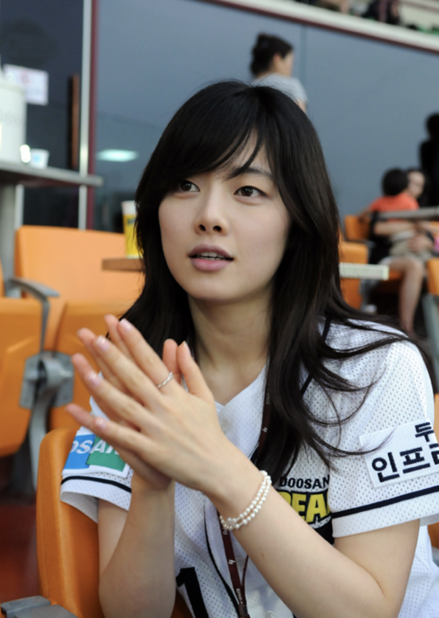 홍수아 두산 베어스 팬