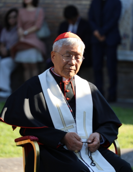 유흥식 라자로 추기경