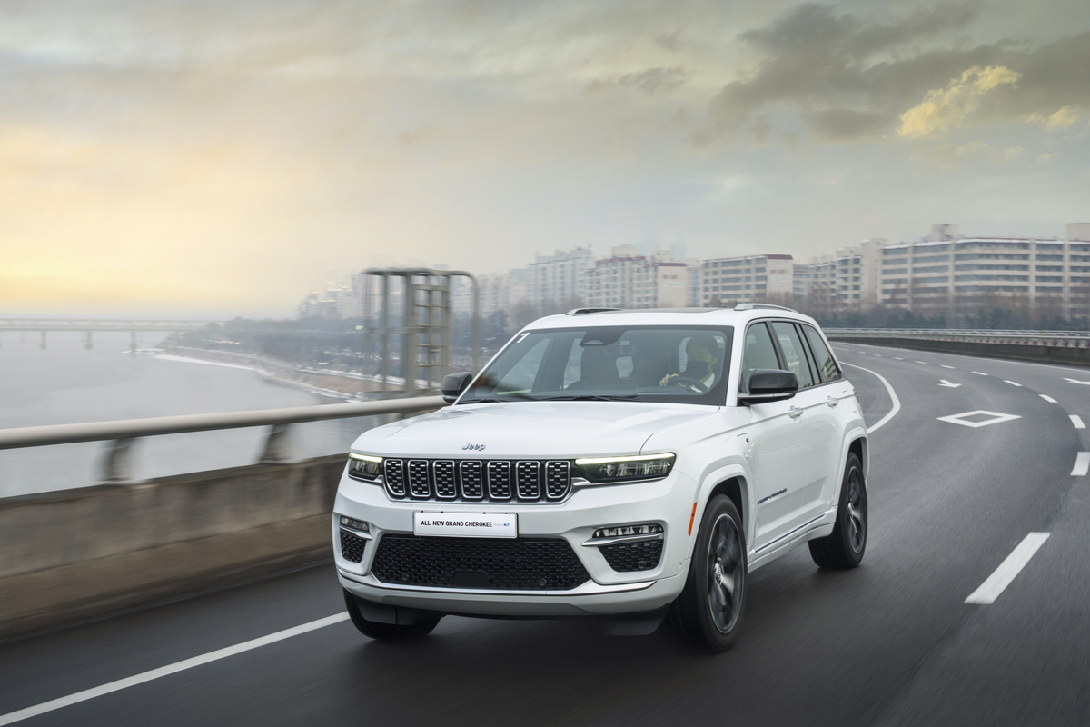 지프 올뉴 그랜드 체로키 4xe