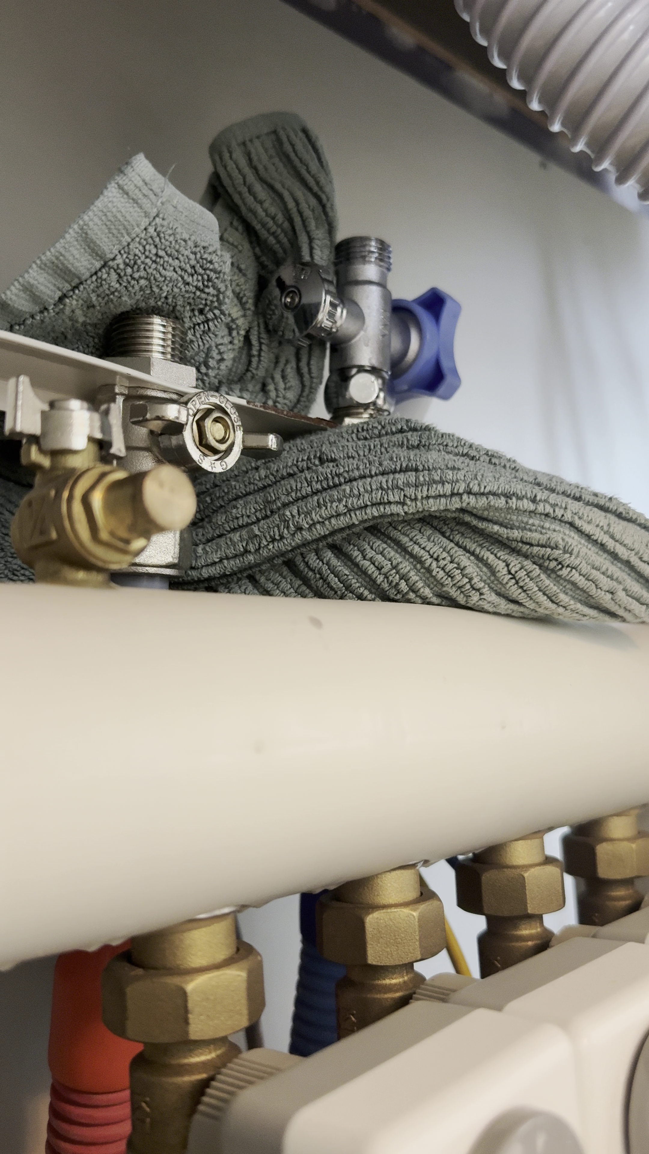 수전 교체 과정