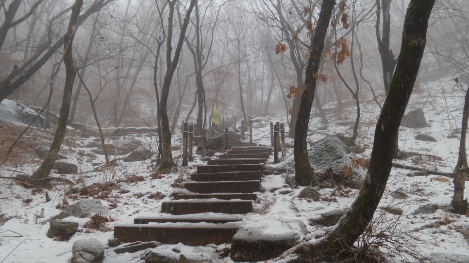 100대 명산 등산하기 여덟번째 파주 감악산(感岳山&amp;#44; 675m)은 경기 서북부를 대표하는 산