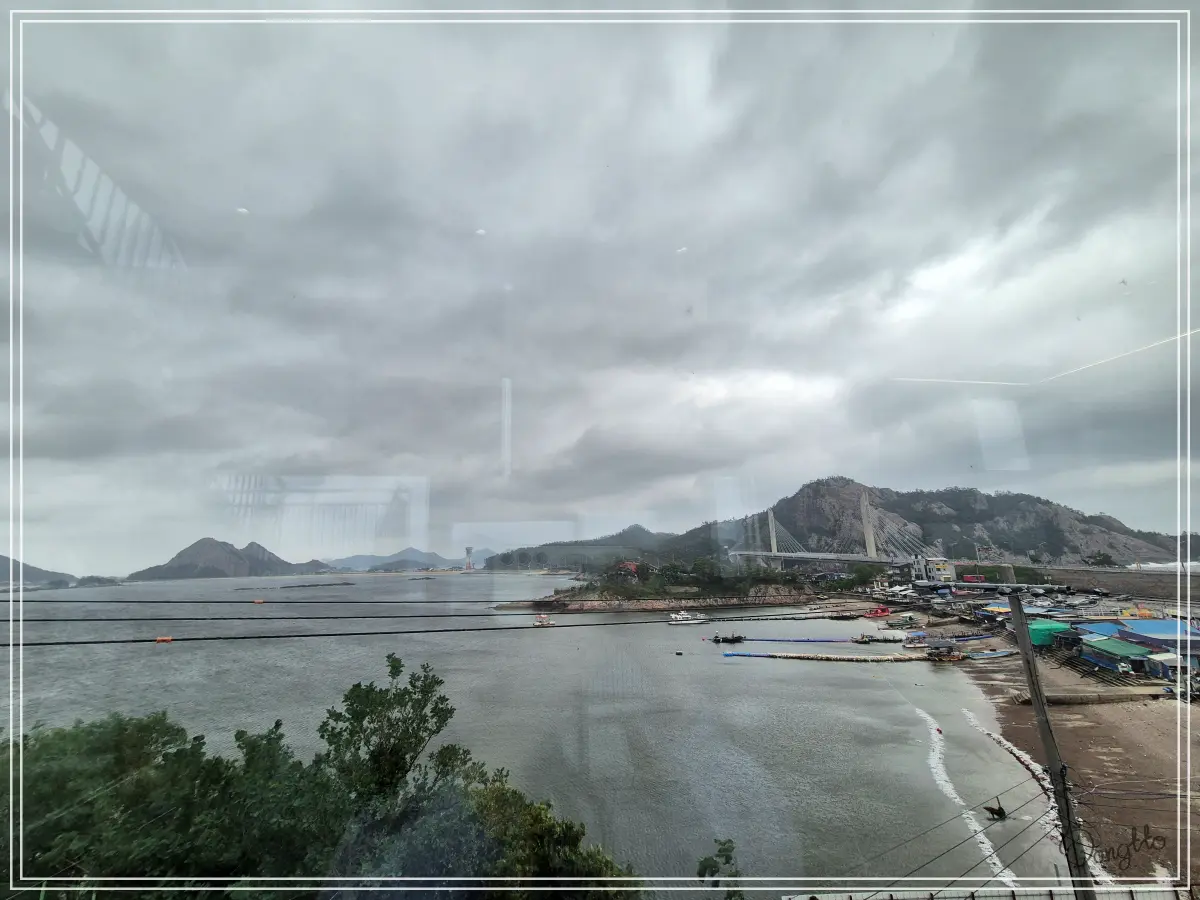 전라도-군산-가족여행-장자도-카페-라파르-2층에서-바라본-바다-풍경
