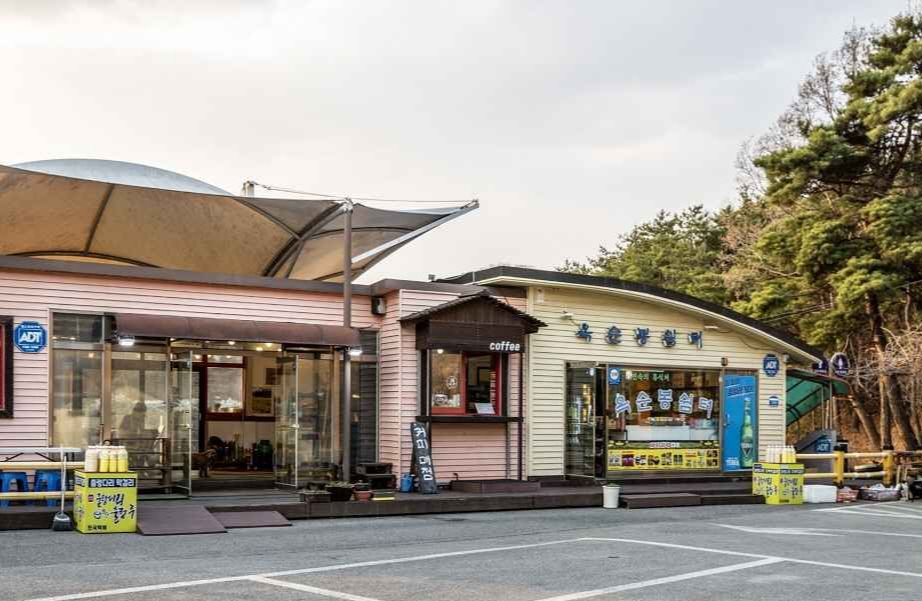 [명품숲길 50선 가을단풍 산행 ⑧] 제천 청풍호 자드락길 : 옥순봉길과 괴곡성벽길, 호수 위로 물든 가을 단풍길