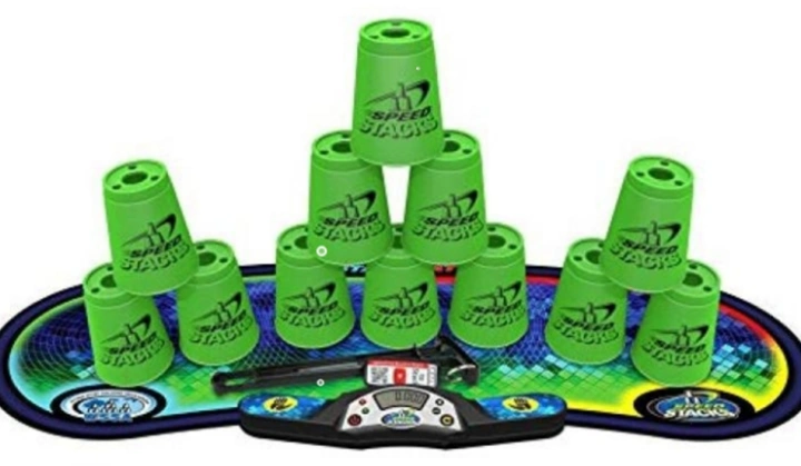 스포츠-스태킹-사진