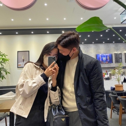 나는 솔로' 1기 정순♡5기 정수와 핑크빛 열애..사귄지120일 넘었다