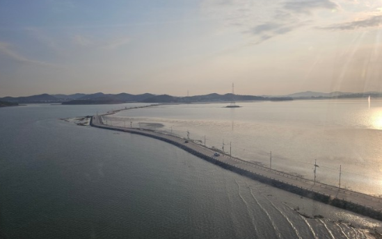 제부도 들어가는 전경 사진