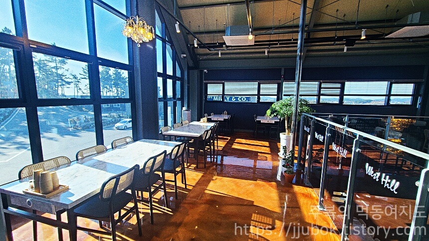 태안-웨스트힐-바베큐-하우스-2층