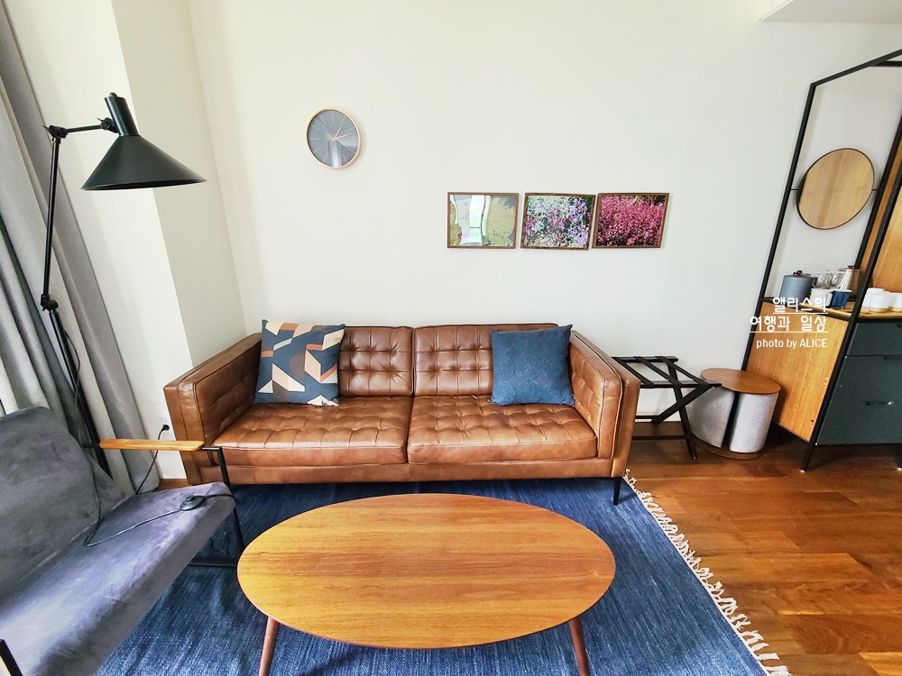 라까사호텔 광명 디럭스 더블룸 월렛 후기, 경기도 호캉스 추천, 숲 뷰 욕조