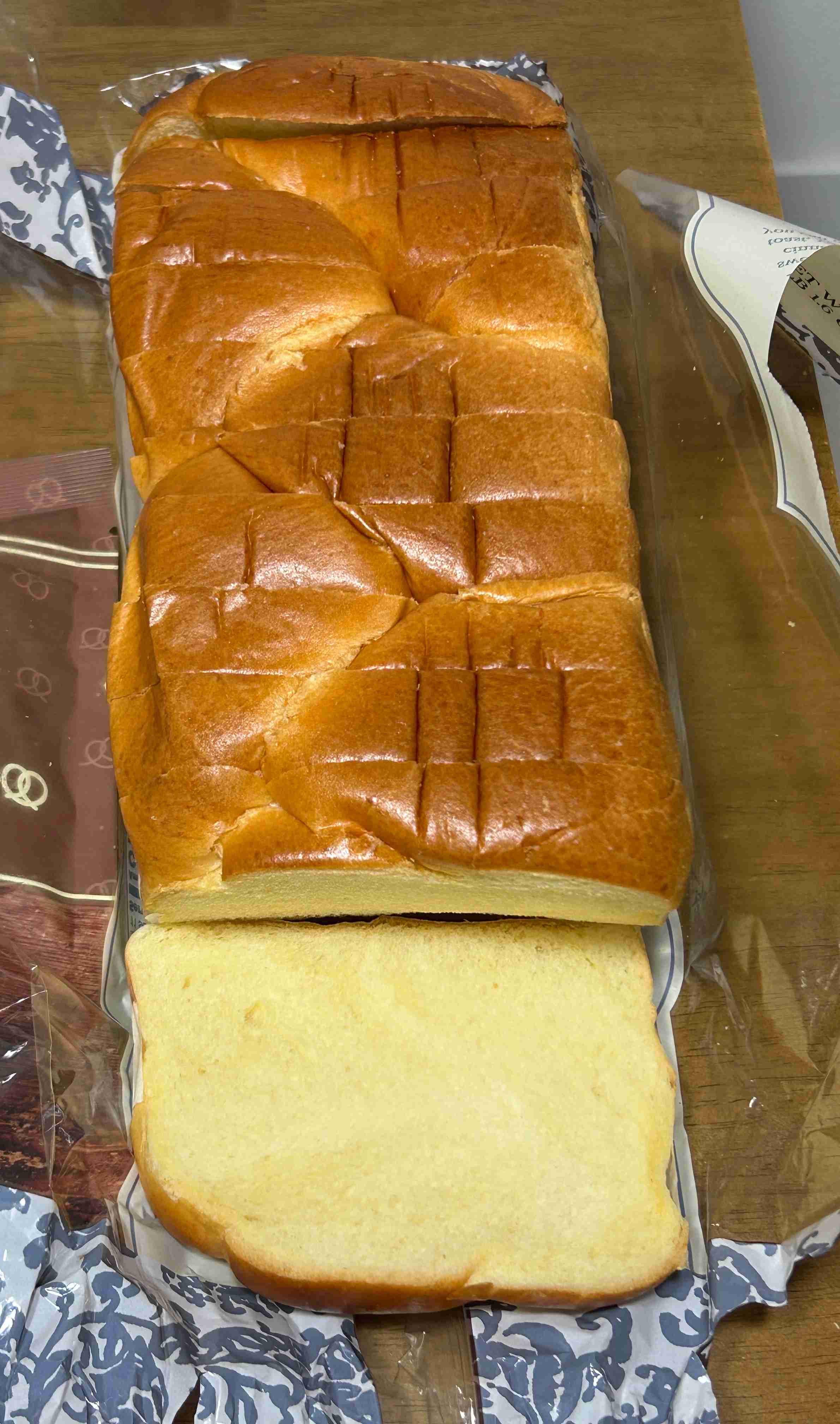 트레이더조 브리오슈 식빵 단면