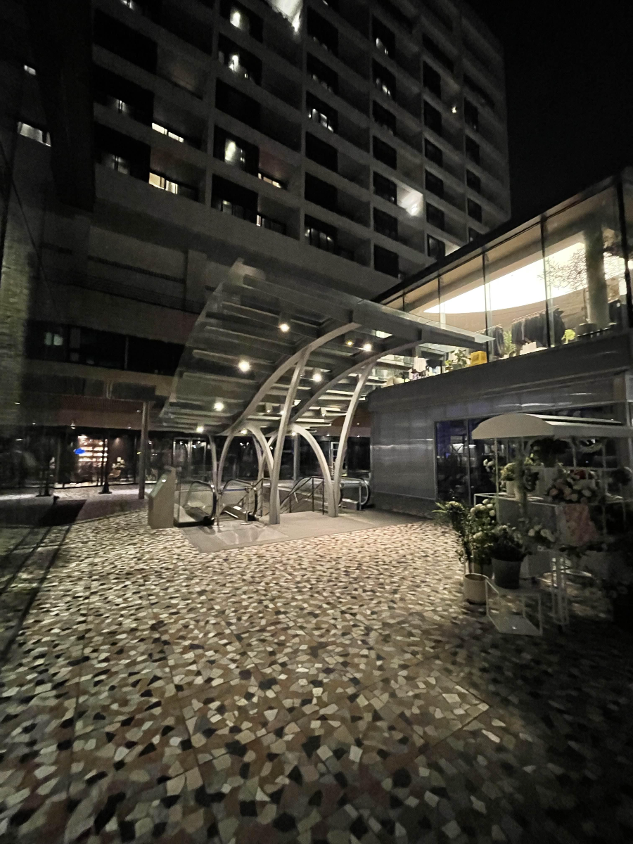 기장 아난티 앳 부산 코브 지하주차장 캐노피