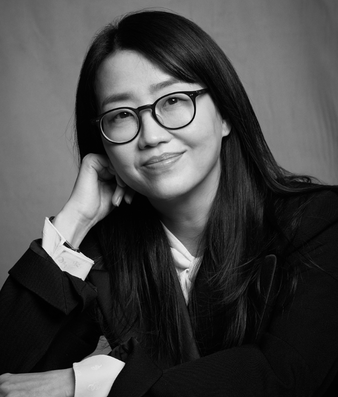 김은희 작가 사진