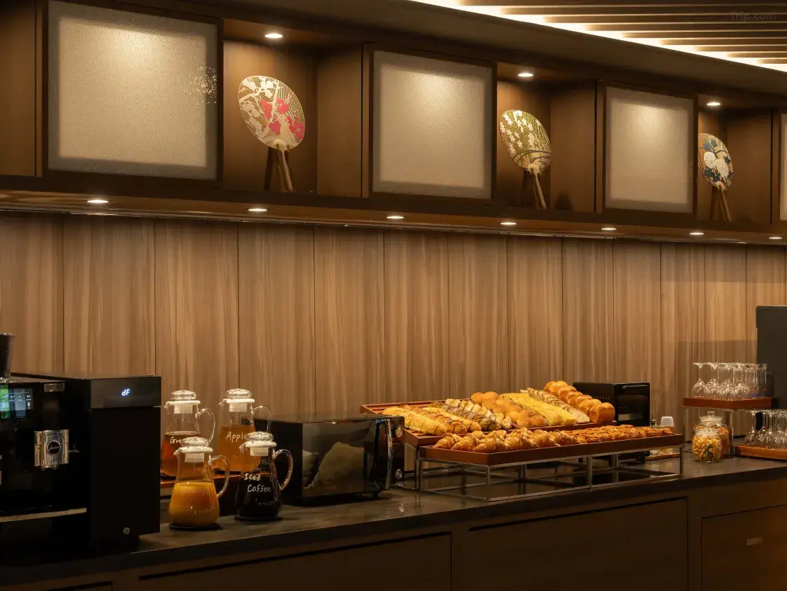 인섬니아교토오이케_라운지