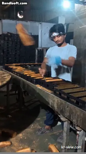 img.webp?credential=yqXZFxpELC7KVnFOS48ylbz2pIh7yKj8&expires=1767193199&allow_ip=&allow_referer=&signature=G5oadHRMRhgEYkiEdXGV1IcnWAo%3D