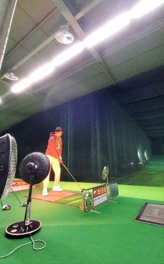 필드로 실내골프연습장
