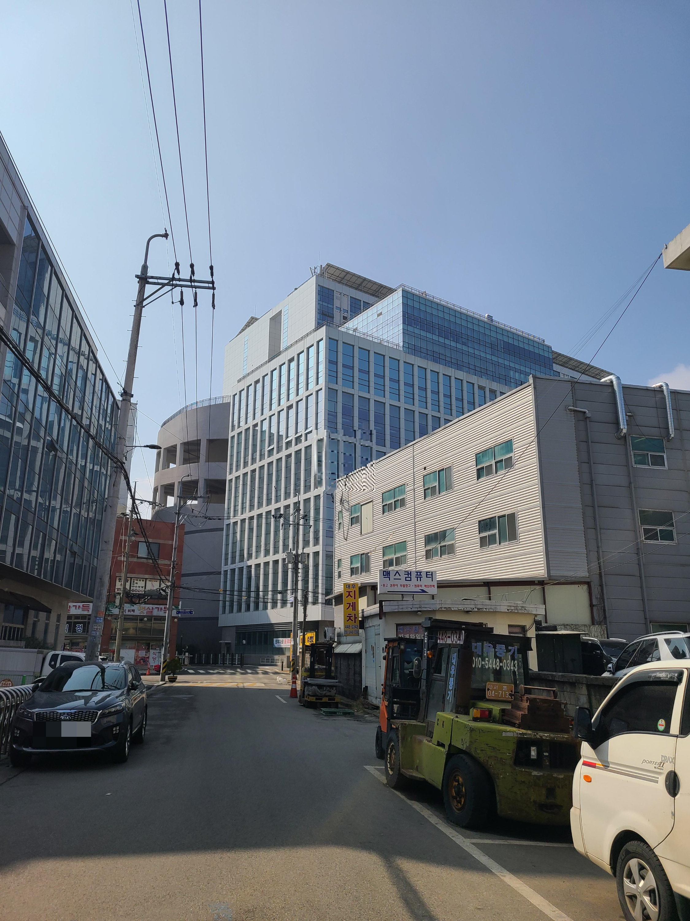 두산명학아너비즈타워 외관 및 주변환경2