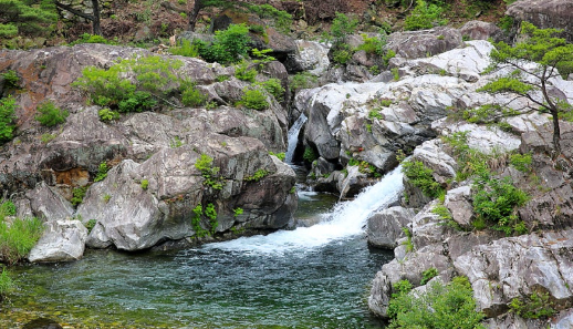 사계절이 빚어낸 비경, 문경 용추계곡