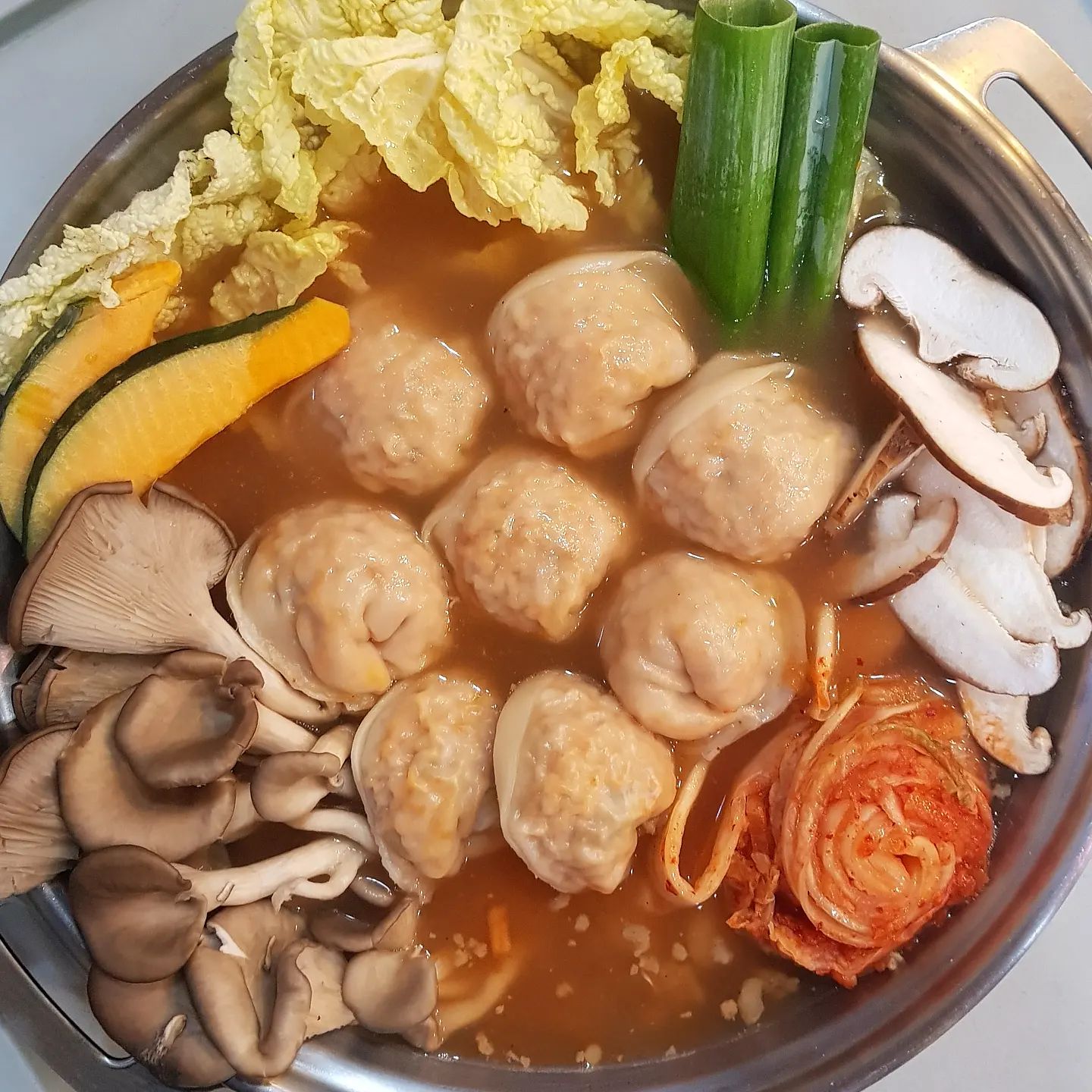 토요일은밥이좋아 만두전골