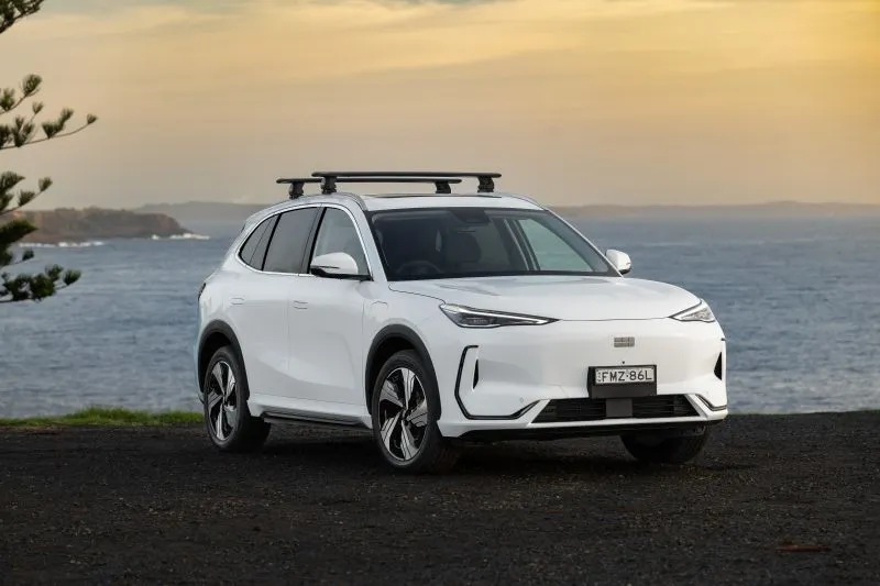 지리 EX5 이미지