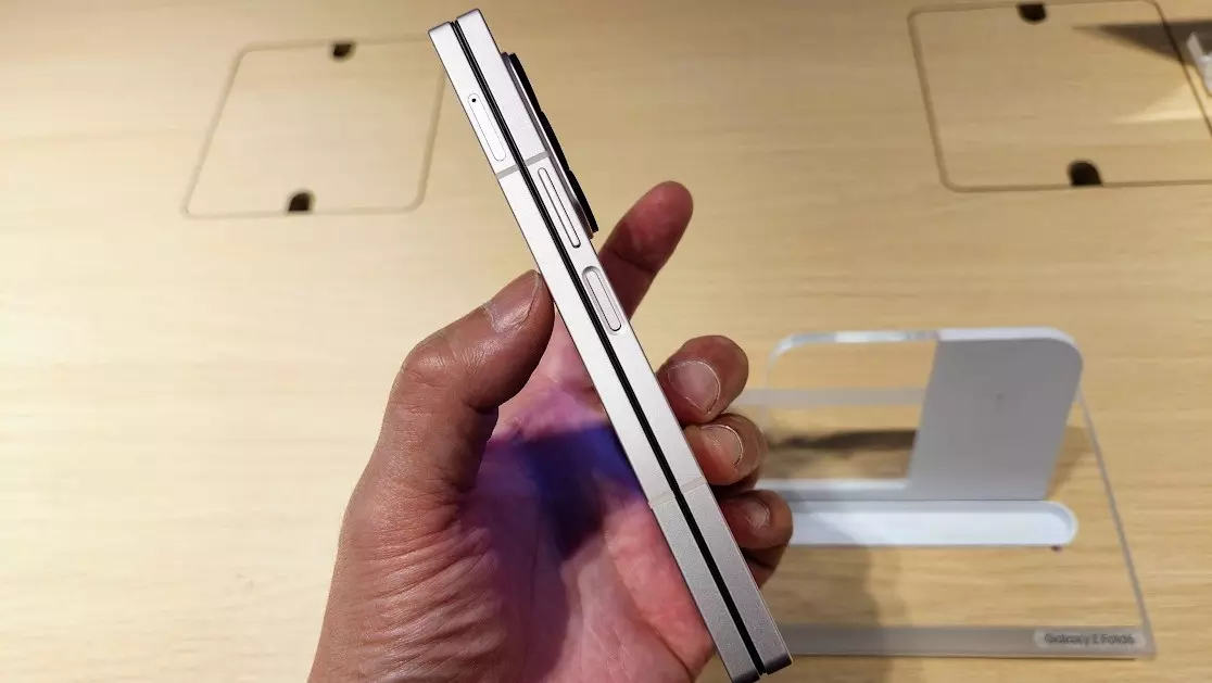 삼성 갤럭시 폴드6 직접 보고 온 후기, 뭐가 바뀌었을까? 사진 2