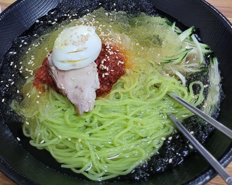 생방송투데이 인생식당 24년 추억의 밀면 한 그릇