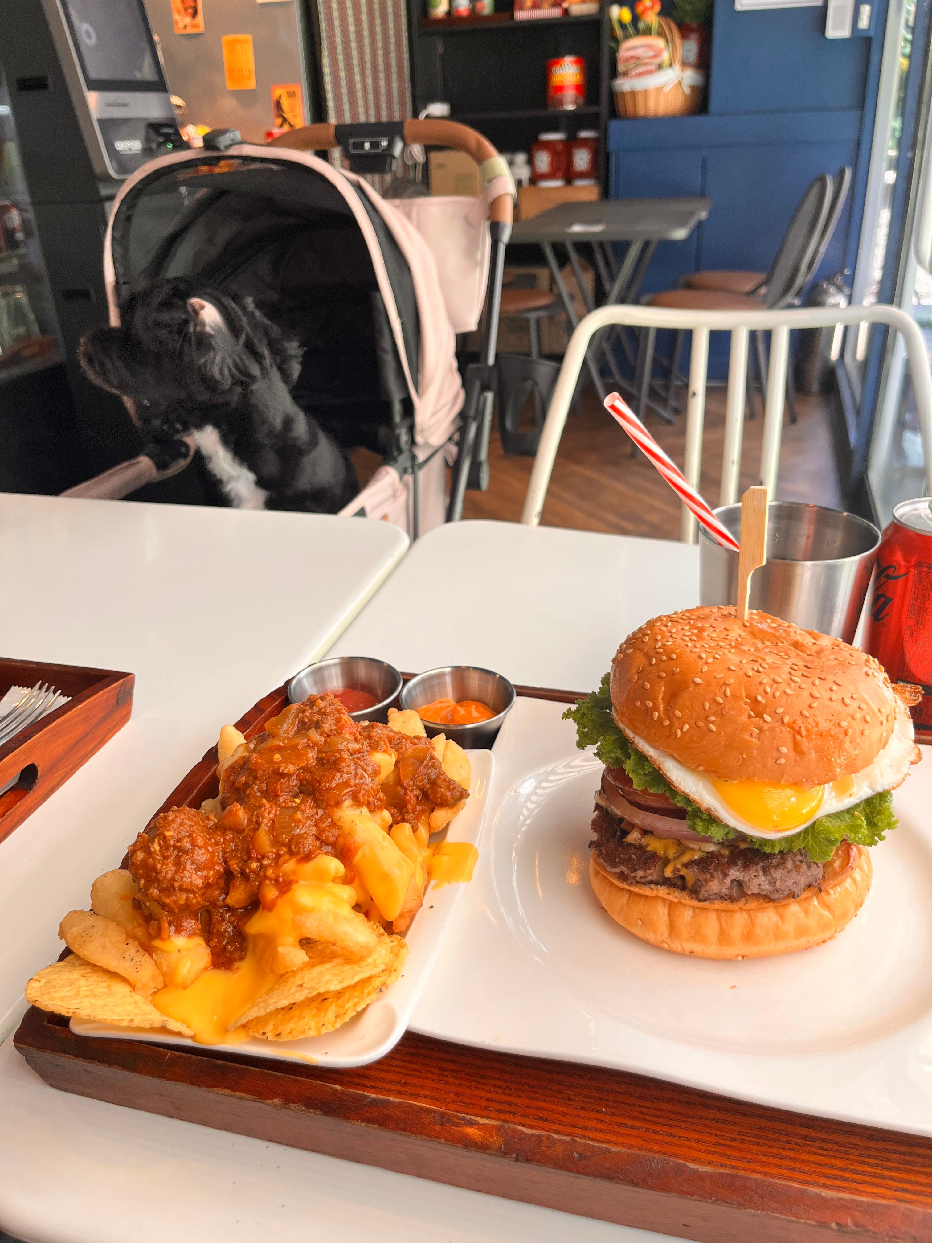 [맛집] 미국 본토의 맛 그대로! 방이동 수제버거 맛집 차고버거