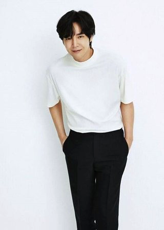 장근석 나이 프로필 암 투병 근황 일본 건물 결혼