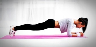 매일 10분, 간단한 코어 운동으로 허리 통증 예방하기