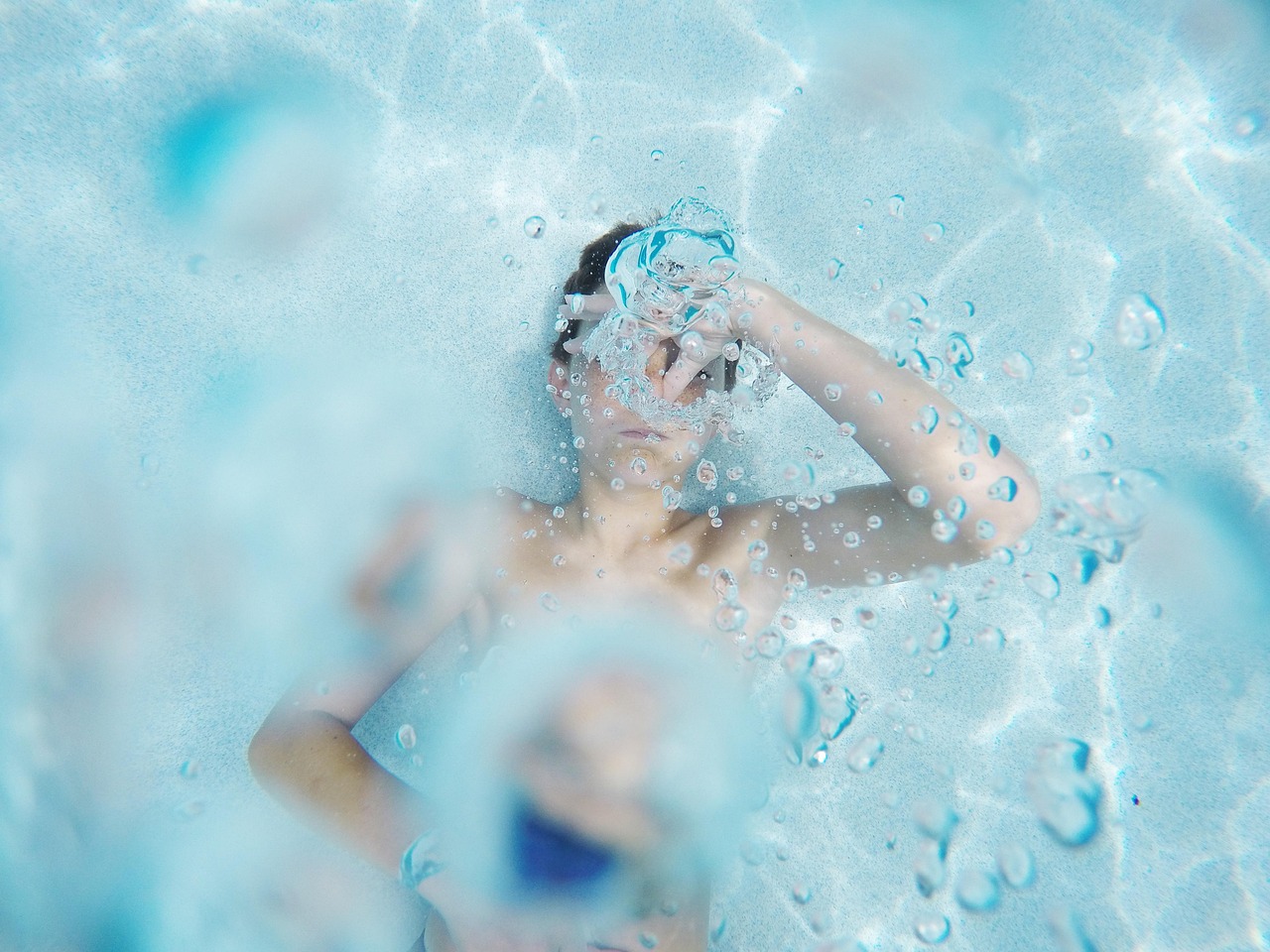 평형(Breaststroke)&amp;#44; 부드럽지만 강한 수영의 기술