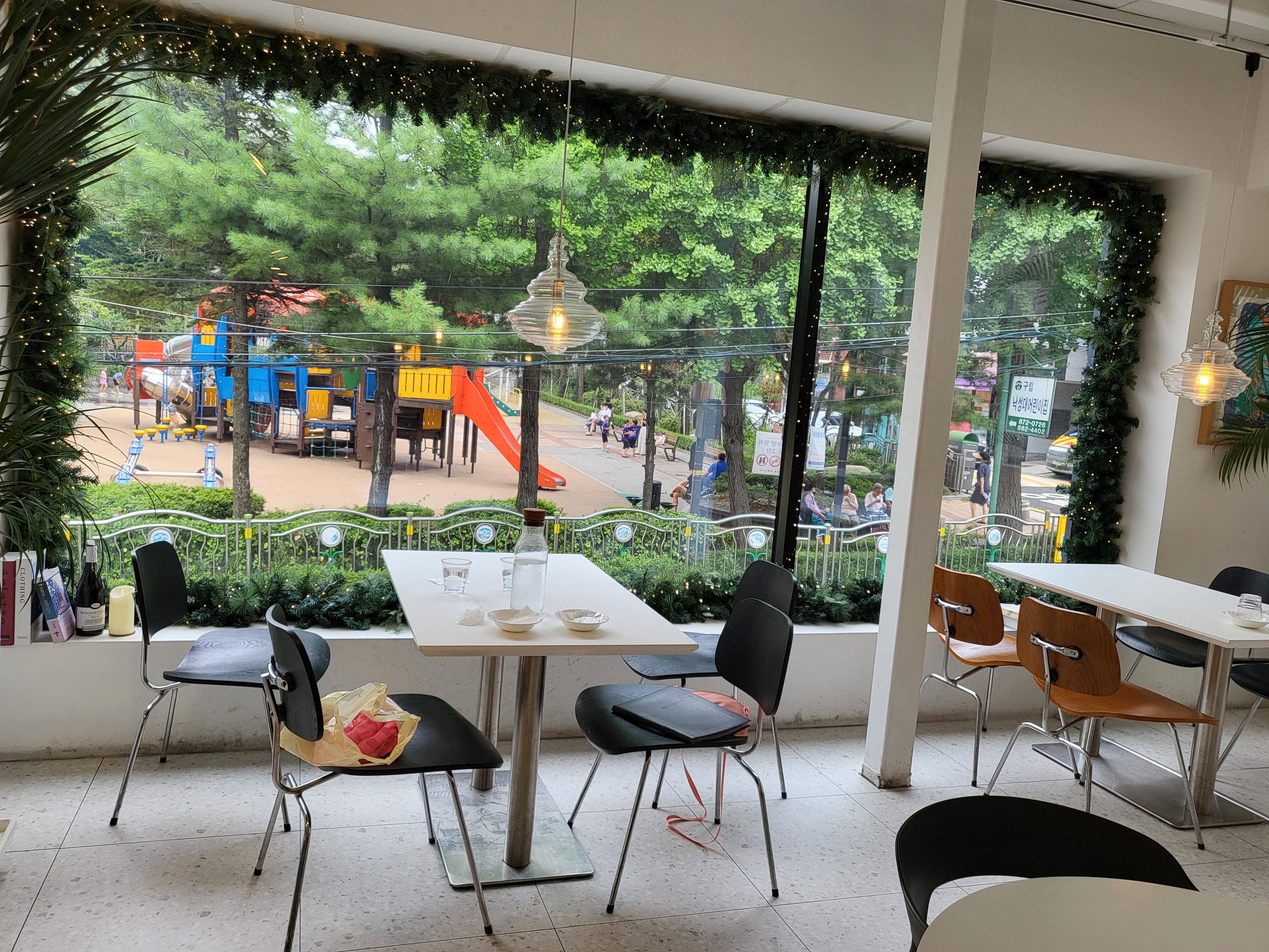 이태리면가게 봉천점 내부