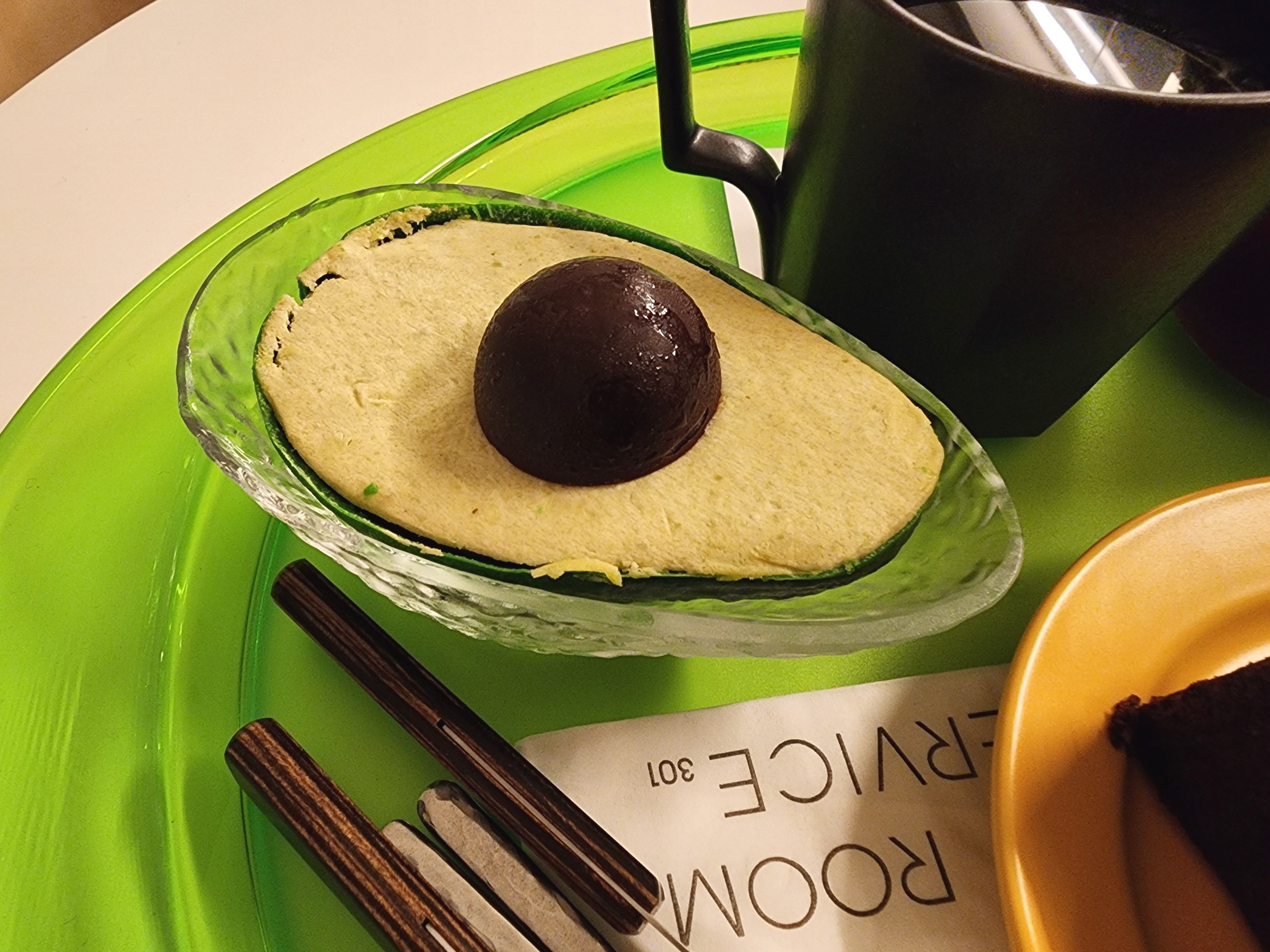 룸서비스301