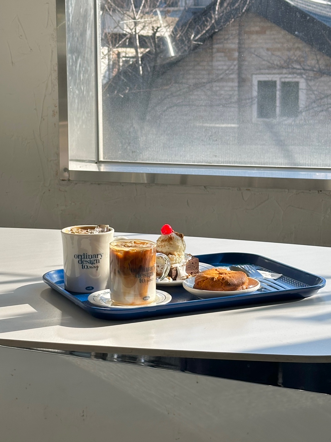 합정역 벚꽃카페 추천 – 오디티