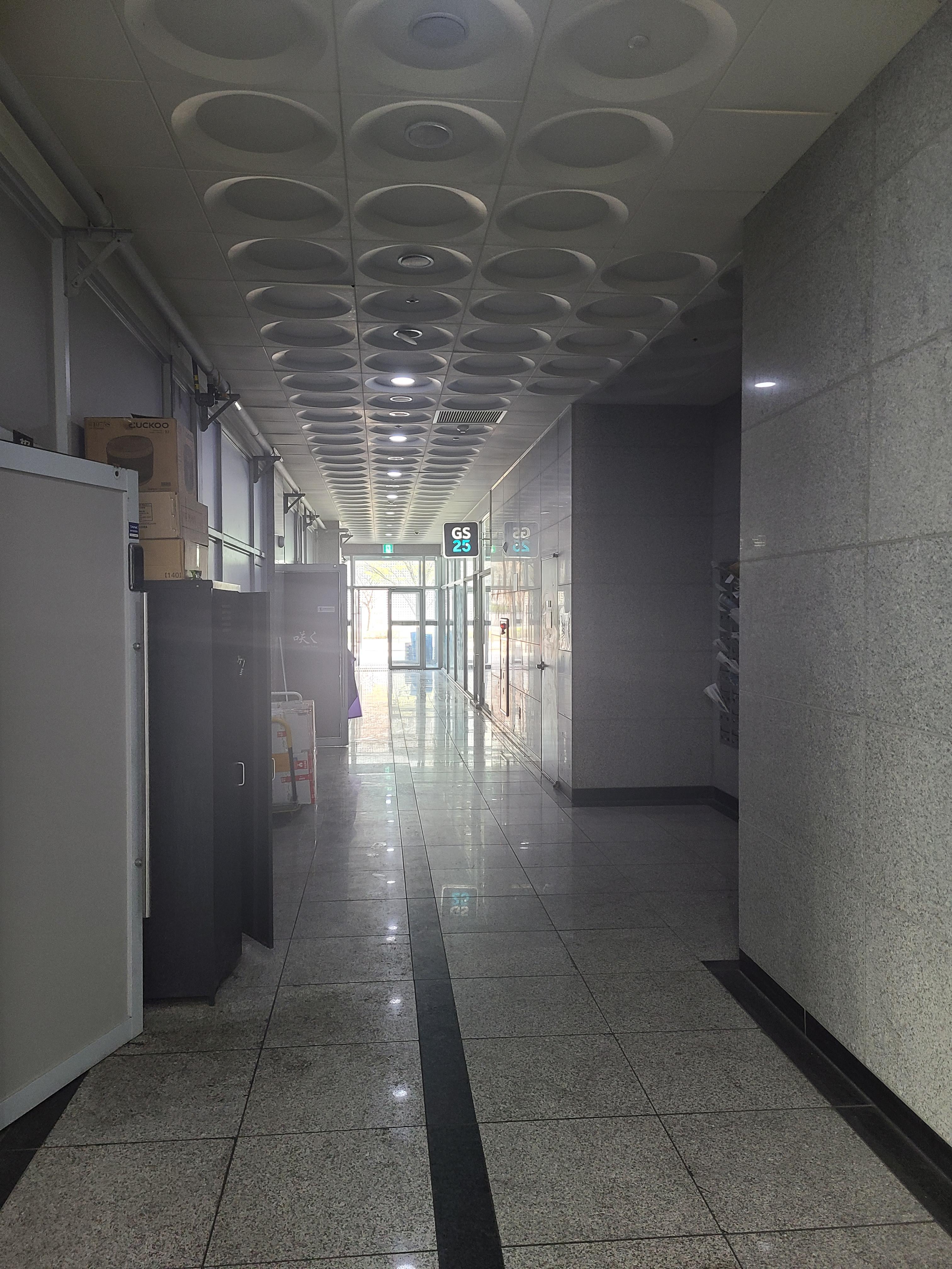 송도 테크노큐브 1층 내부3